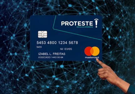Proteste lança cartão sem consulta ao SPC e Serasa. Conheça todos os detalhes e veja como pedir o seu!