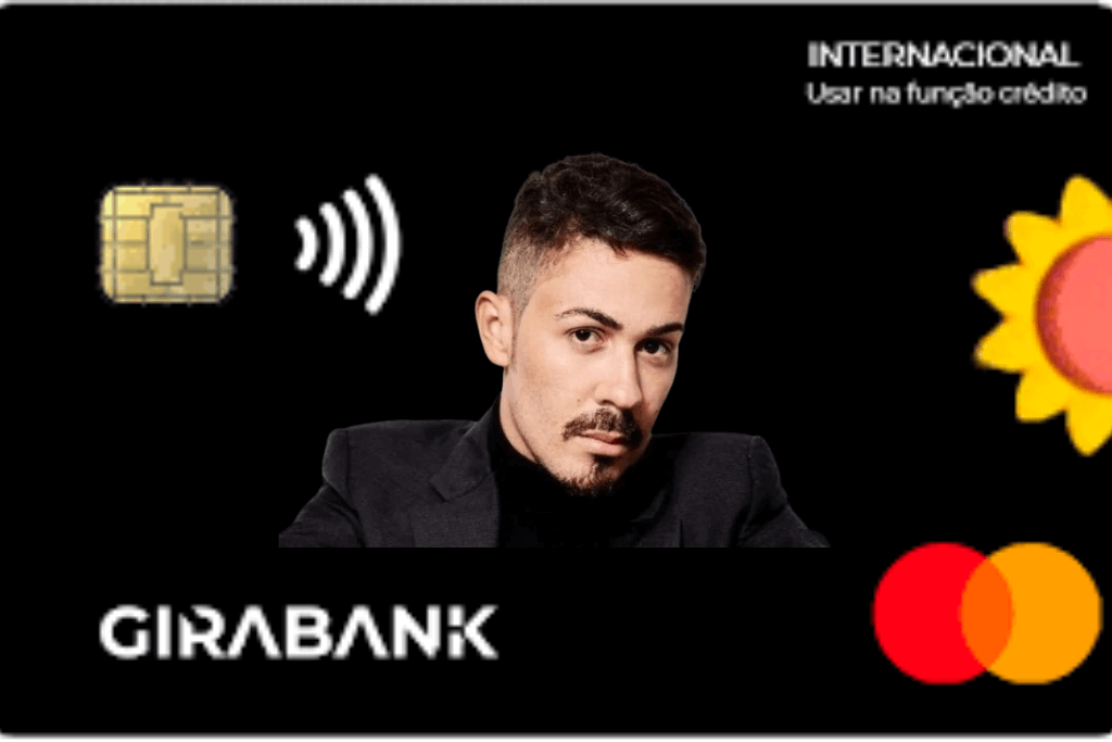 Cartão de crédito do banco digital Girabank e na frente seu fundador Carlinhos Maia.