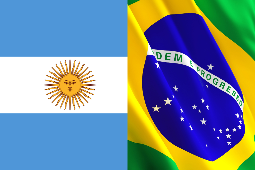 Bandeira da Argentina ao lado da bandeira brasileira.