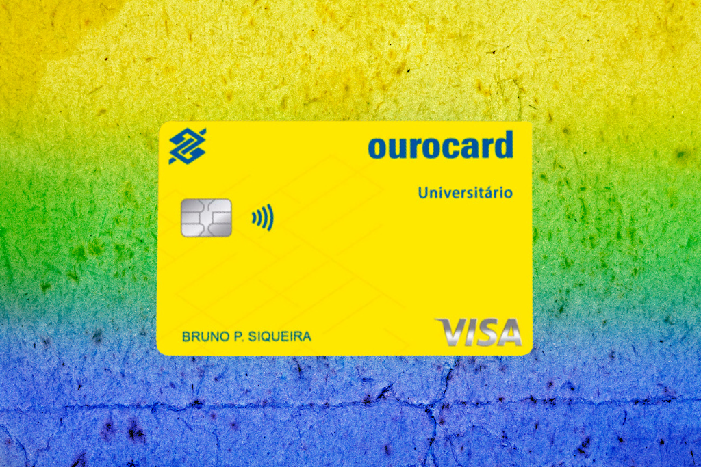 Cartão de crédito Ourocard Universitário.